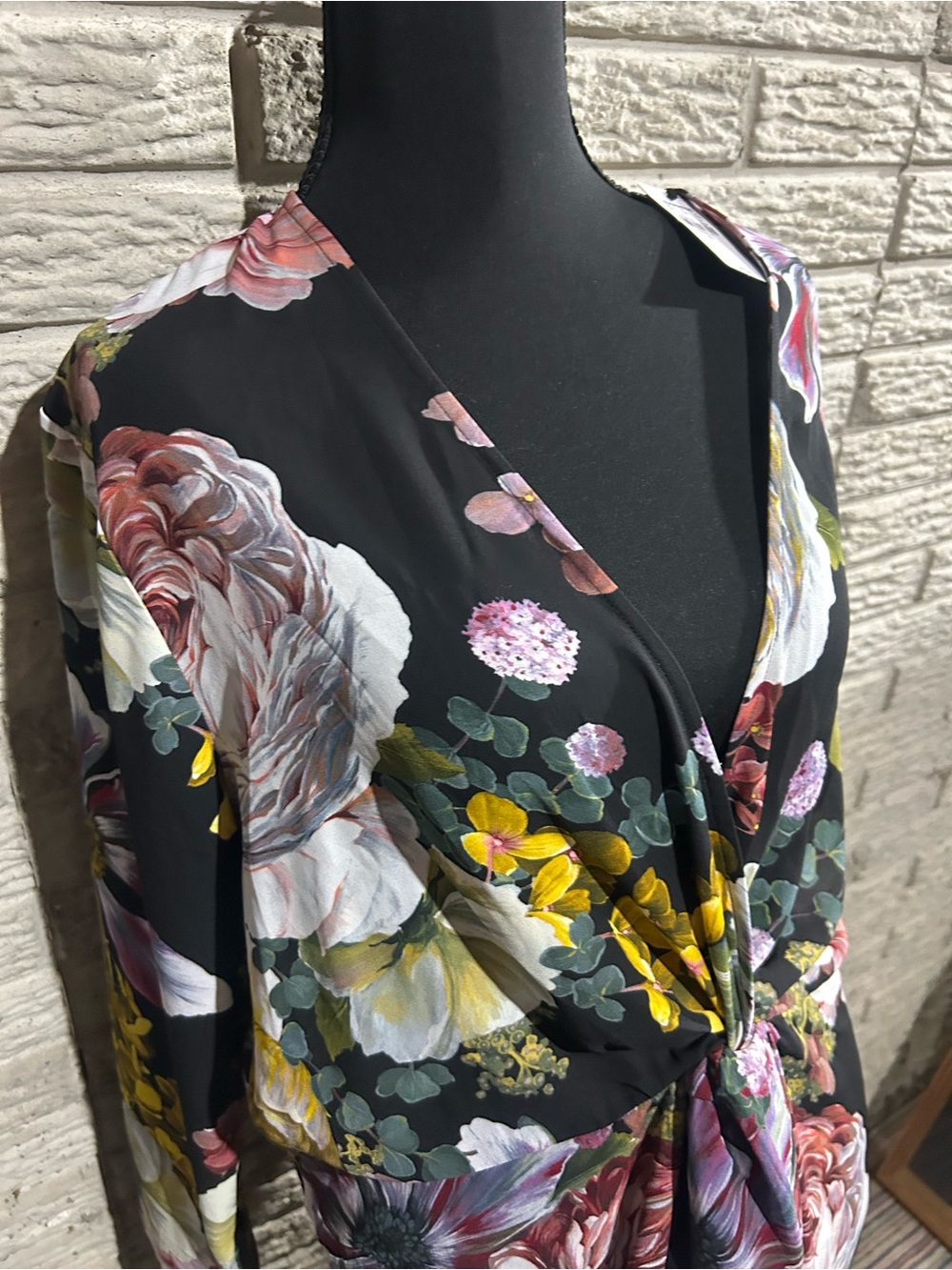 NWT Black Floral Tie-Waist Romper V-Neck Zipper Back Lined Size XL - Picture 2 of 16